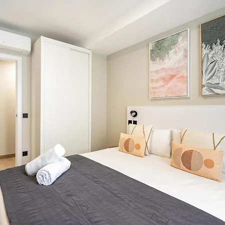 Dobo Madrid Azca Chambre photo