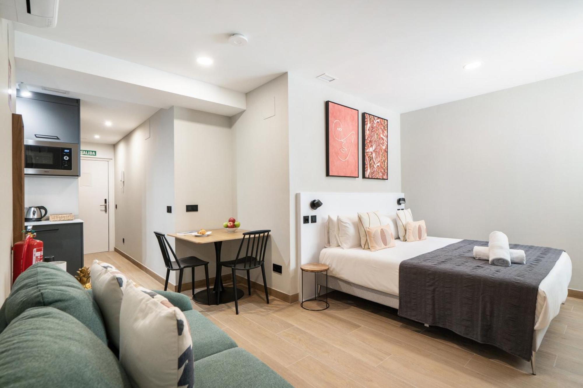 Dobo Madrid Azca Appartement