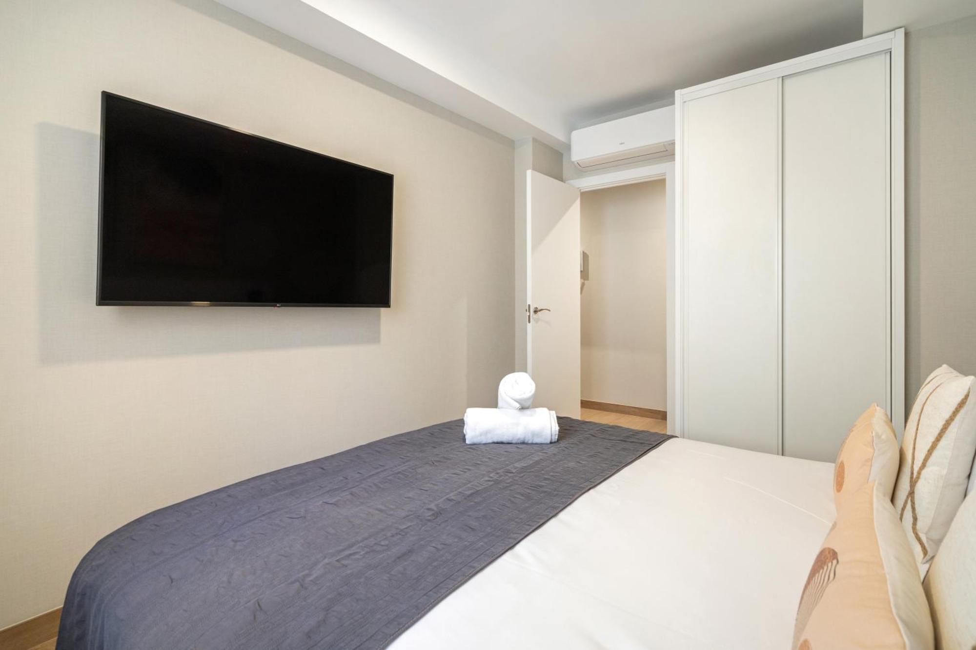 Dobo Madrid Azca